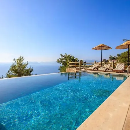 Unique Sea View וילה