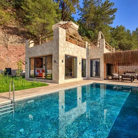 Unique Sea View Villa *